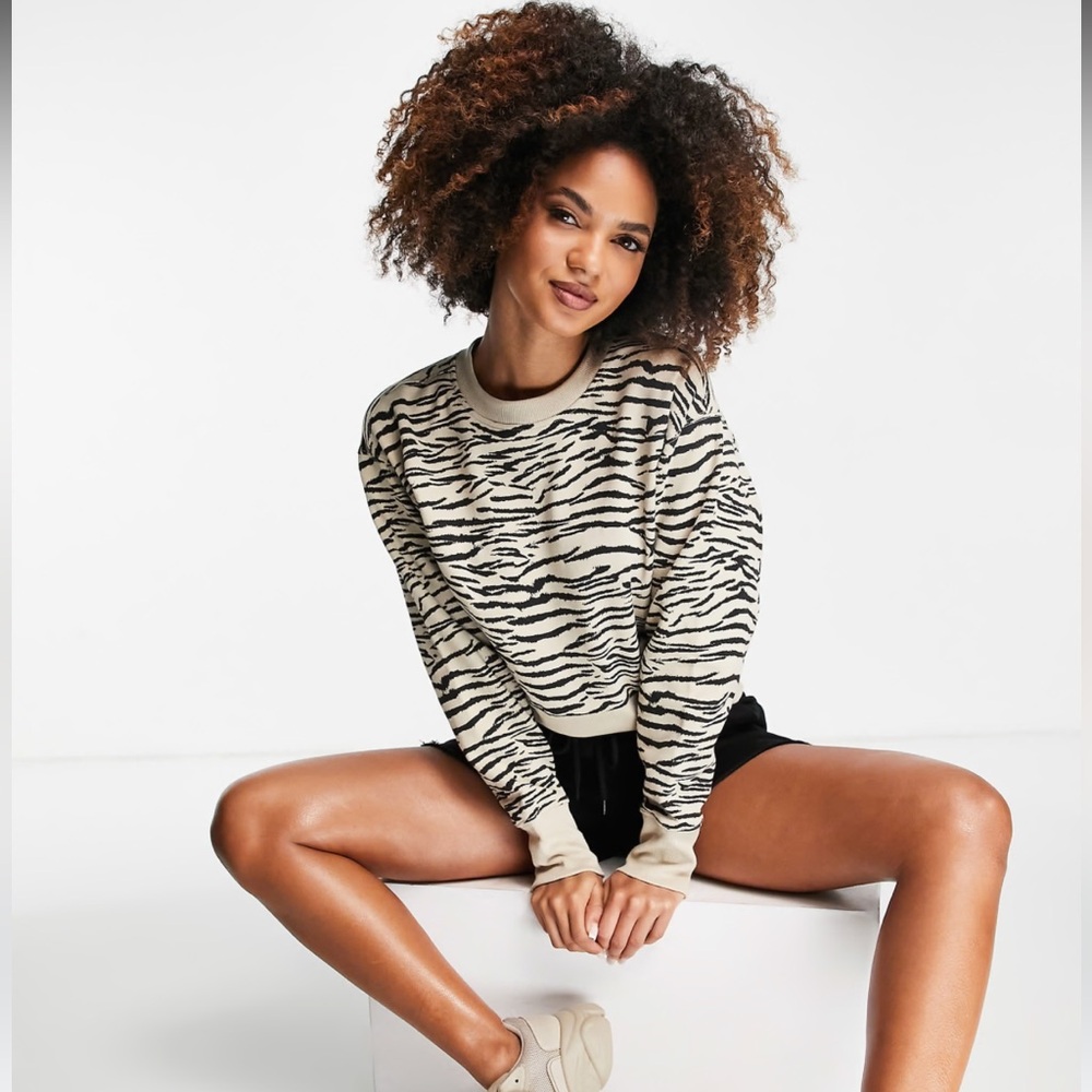 DKNY Sport tiger print sweat in latte. NWOT size S